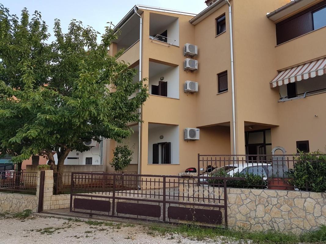 Apartment Matteo 로비니 외부 사진